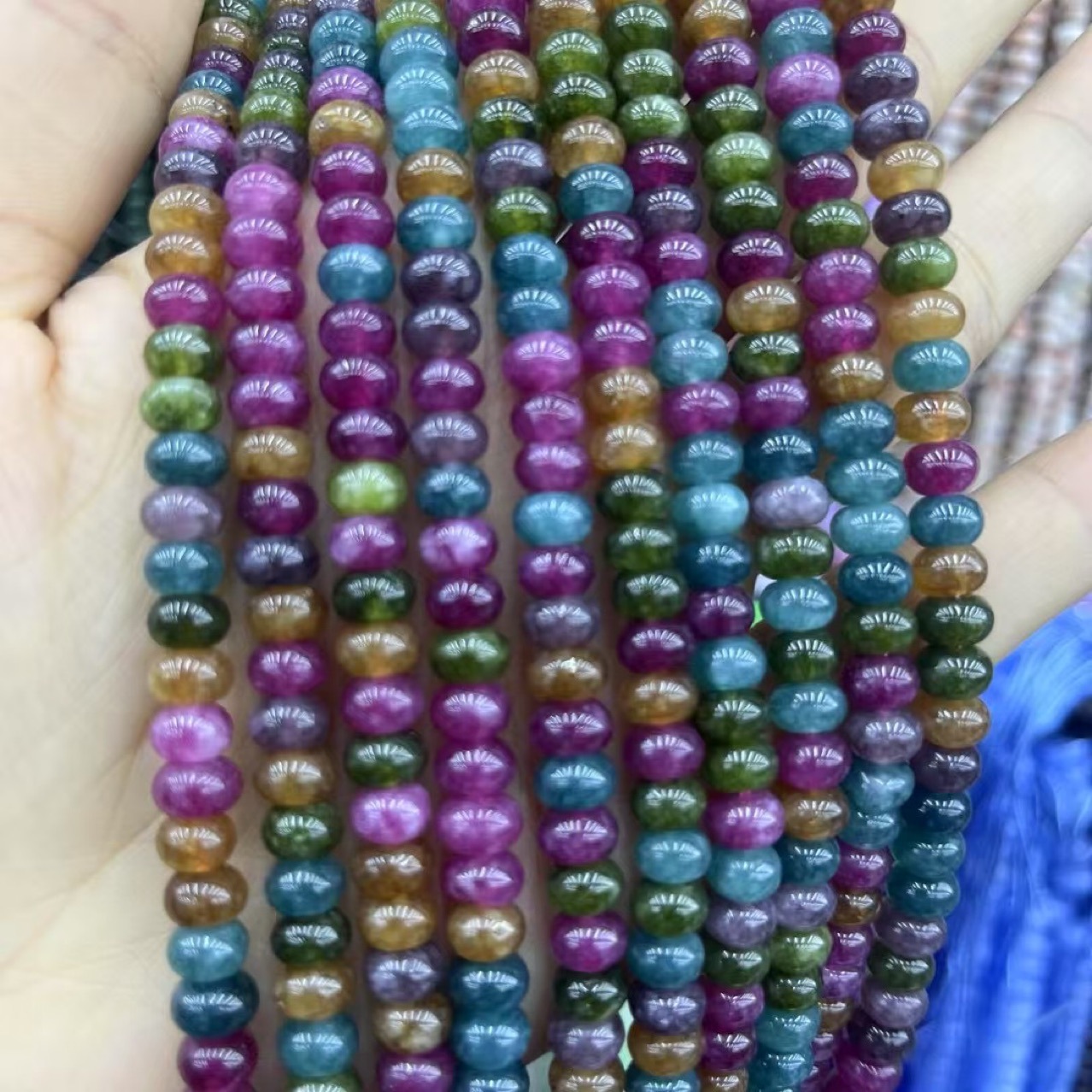 6:Abacus beads 4×6mm, about 90 beads