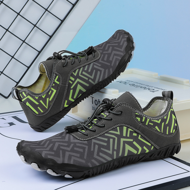 Black and Green [A19]