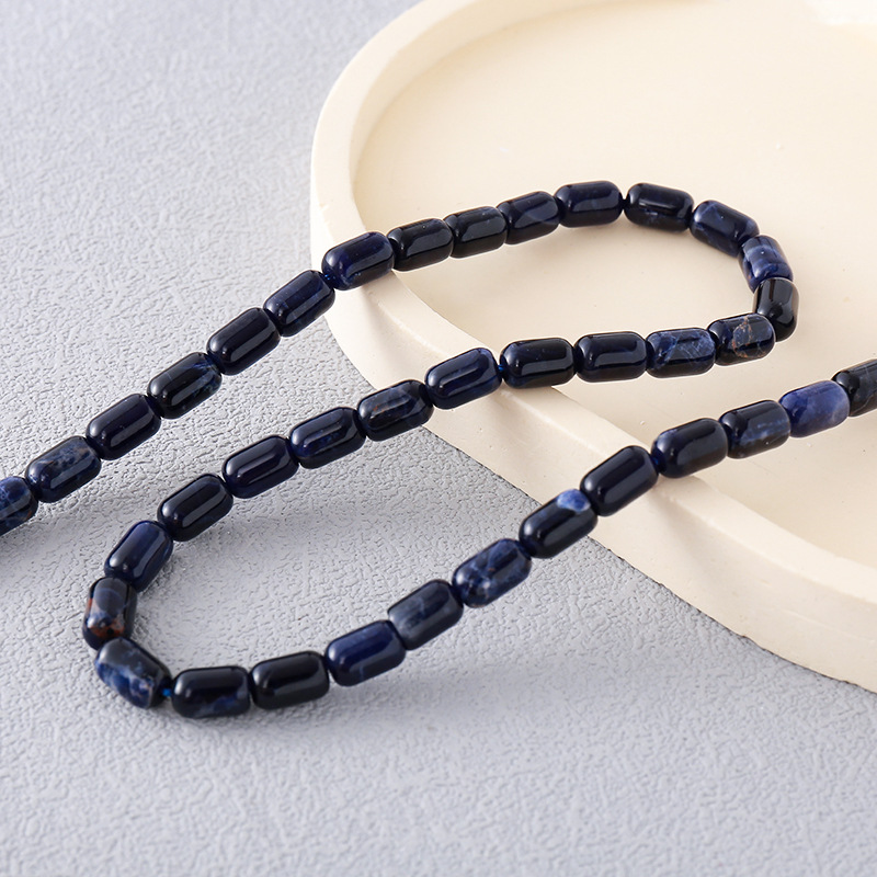 Bucket beads blue pattern