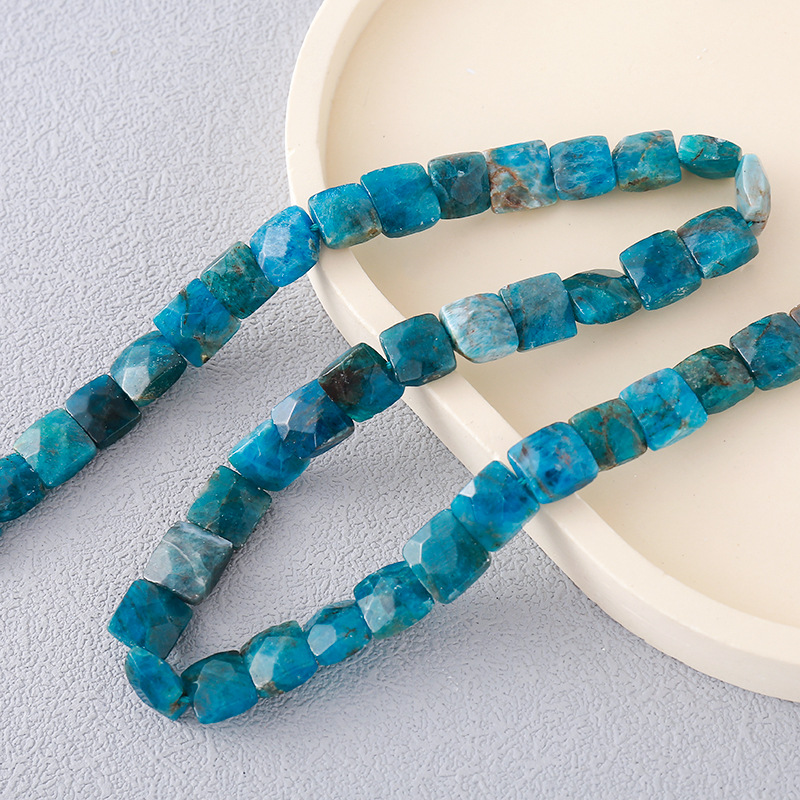 square apatite