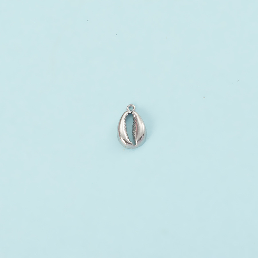1:Steel color shell pendant
