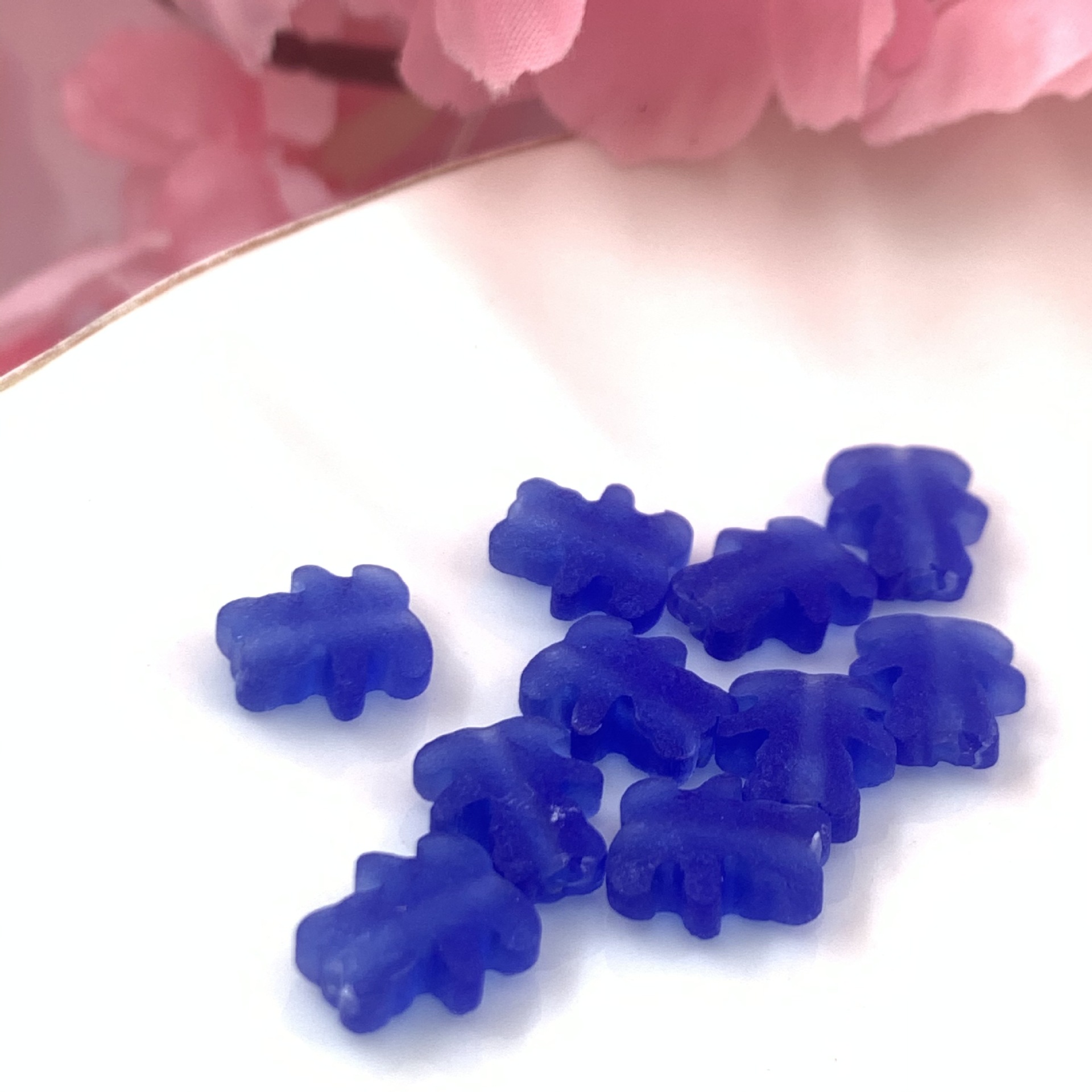 7:Frosted medium blue