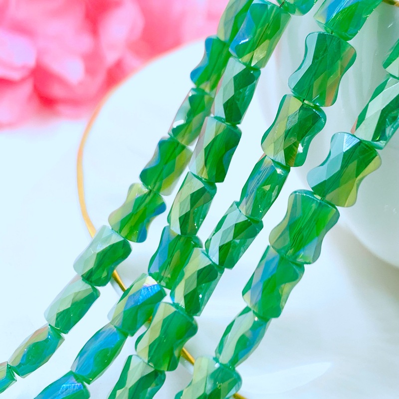 10:Grass green porcelain AB