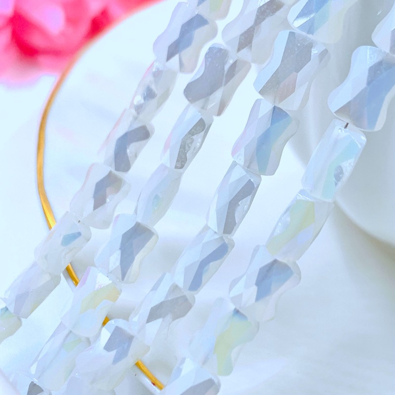 24:White porcelain AB