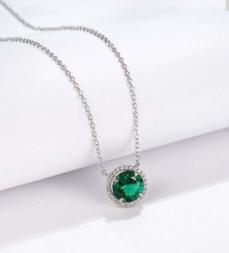 Synthetic emerald esmeralda