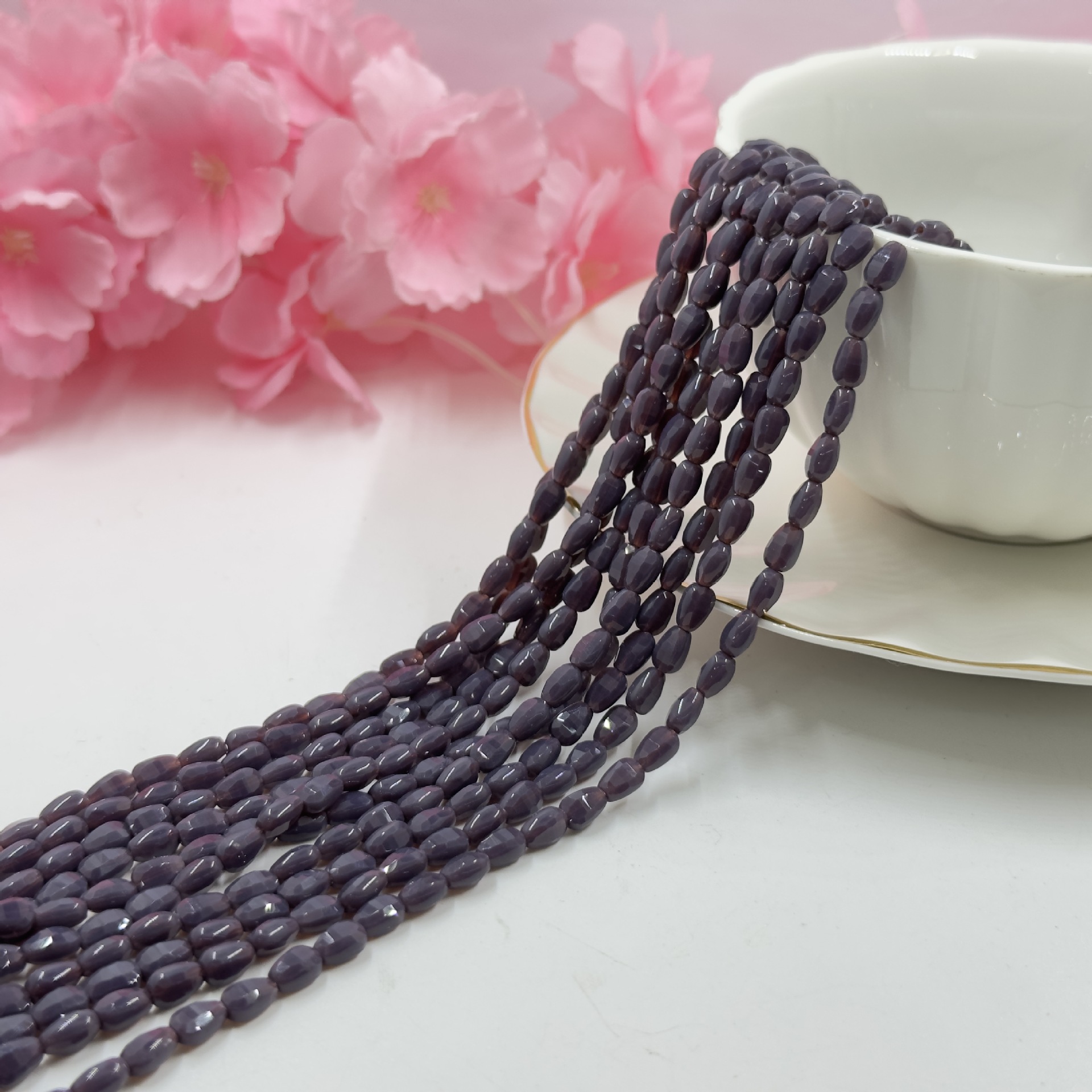 8:Dark purple porcelain