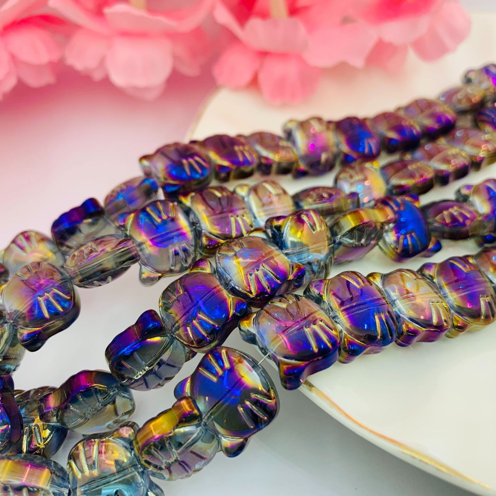 8:Fully translucent purple