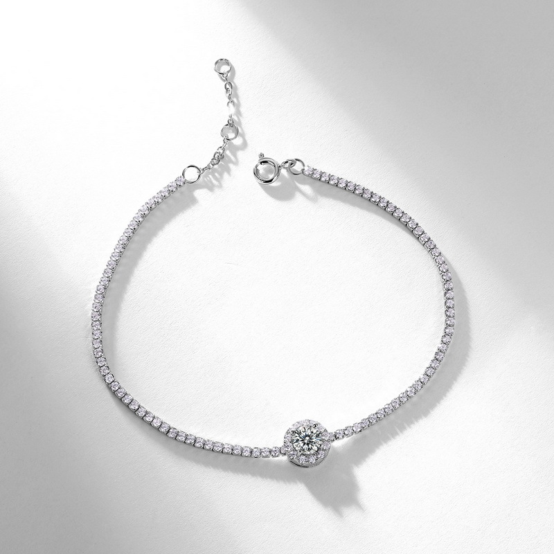 3:Moissanite (main stone round 5mm)