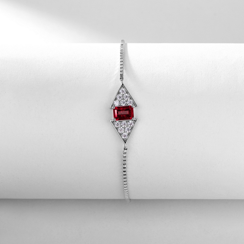 2:synthetic ruby [main stone small octagonal 4*6mm]