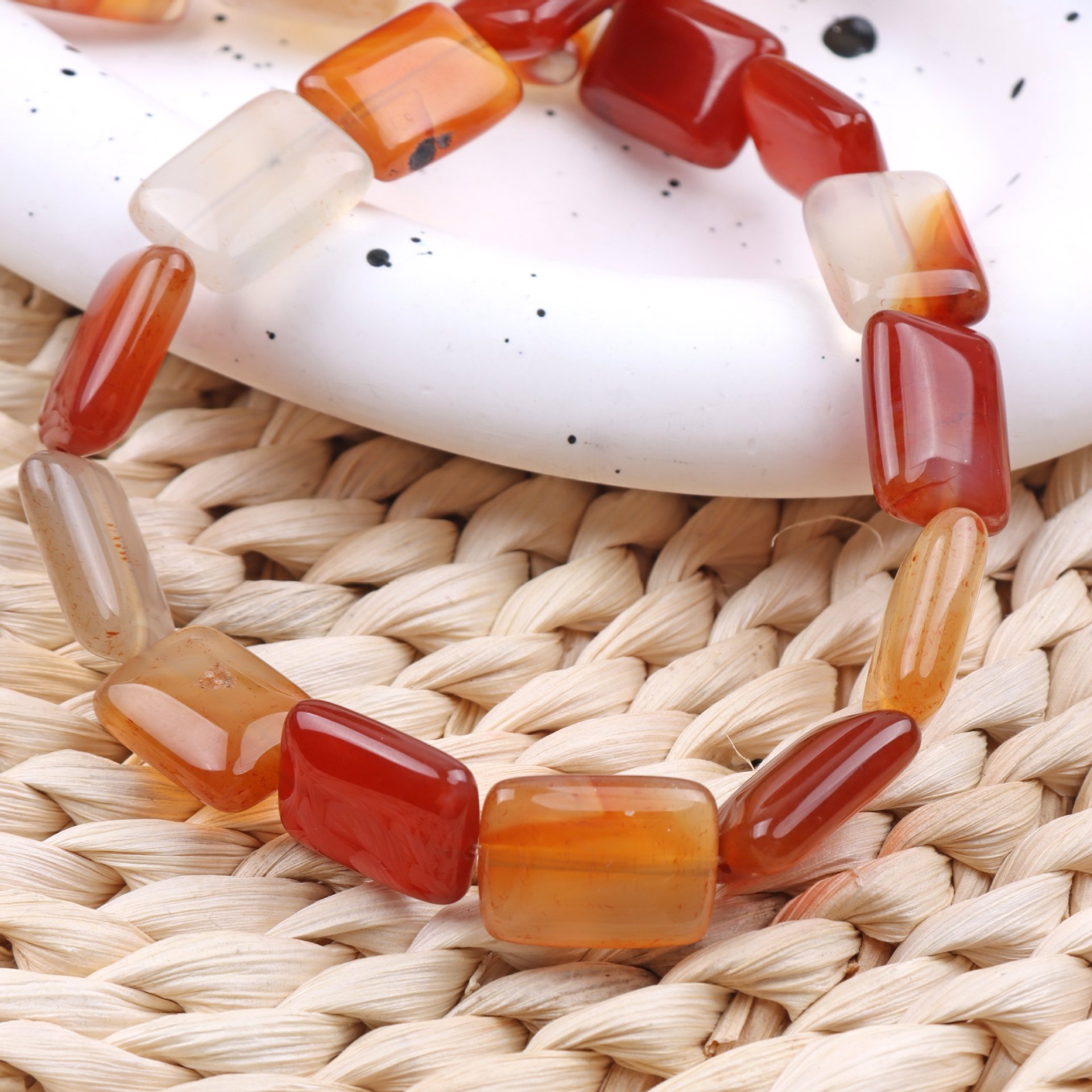Red agate