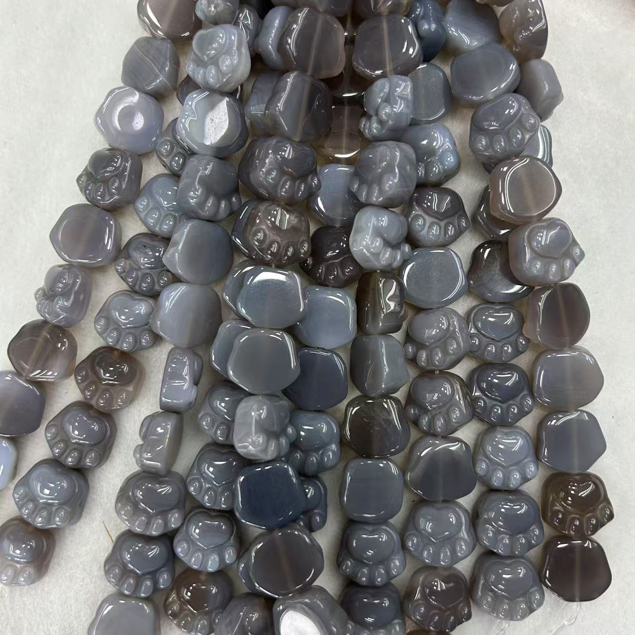 Gray agate