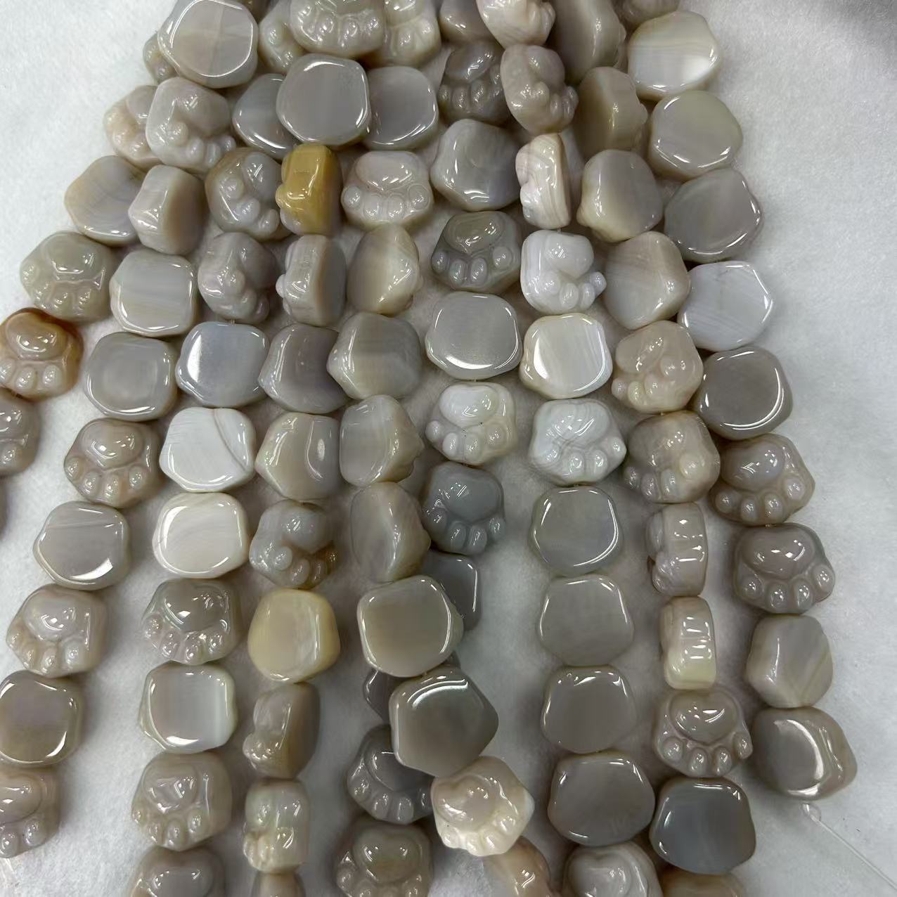 Light gray agate