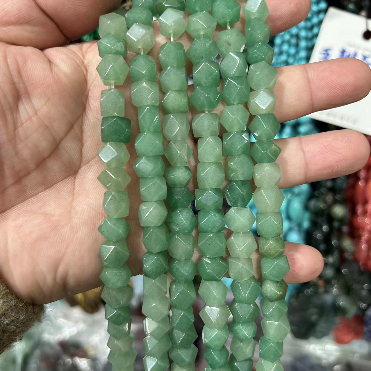 Green East Forest 8mm octagonal unfixed (25 pieces