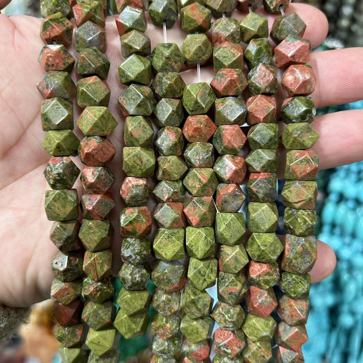 Flower Green 8mm octagonal unfixed (25 pieces) str