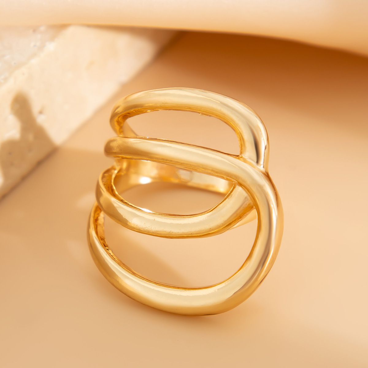 5:03 light gold ring 0822