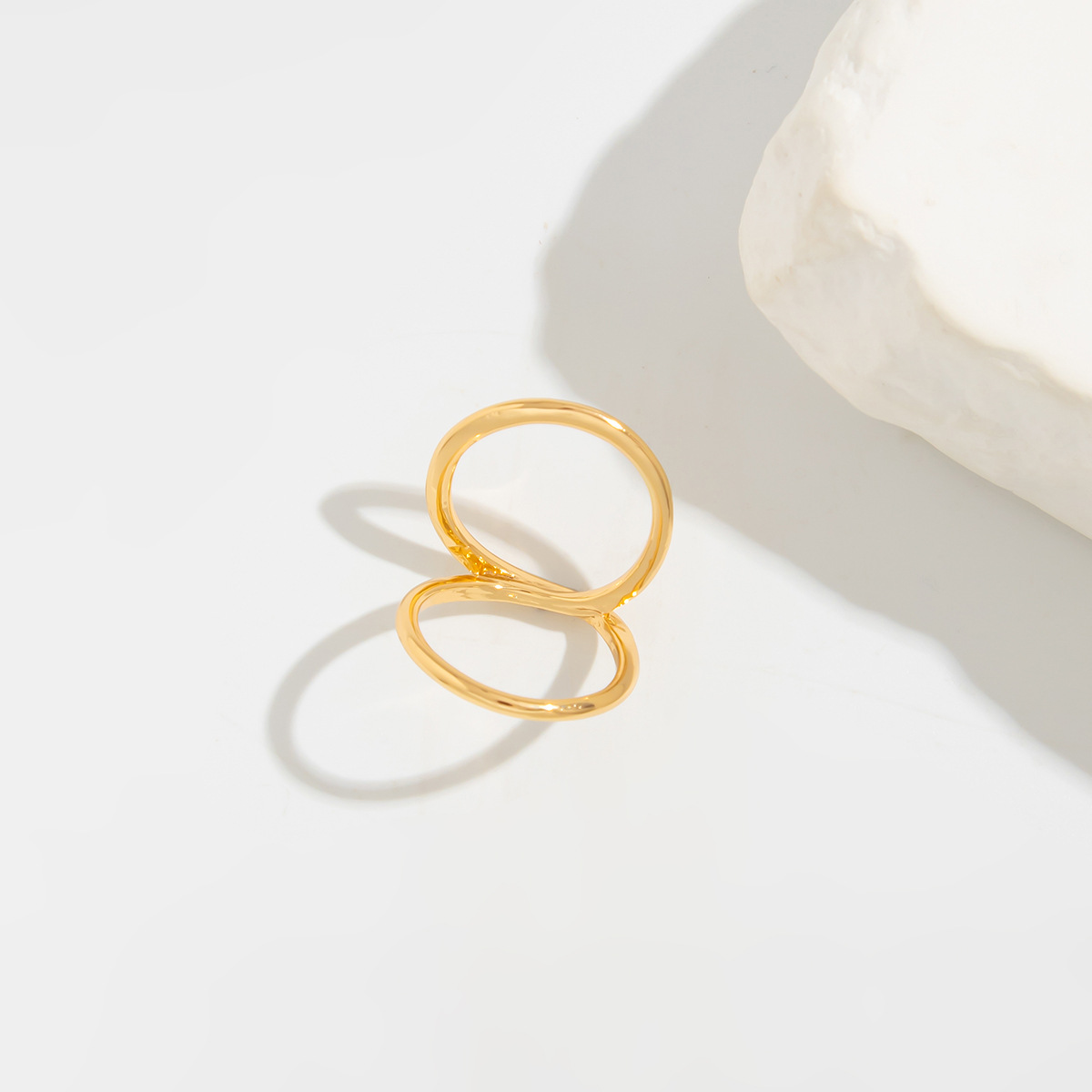 7:04 light gold ring 0824