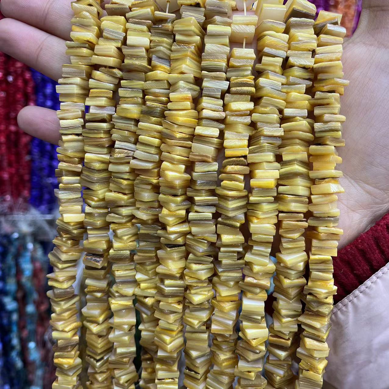 Yellow 8-9mm/about 135 pieces