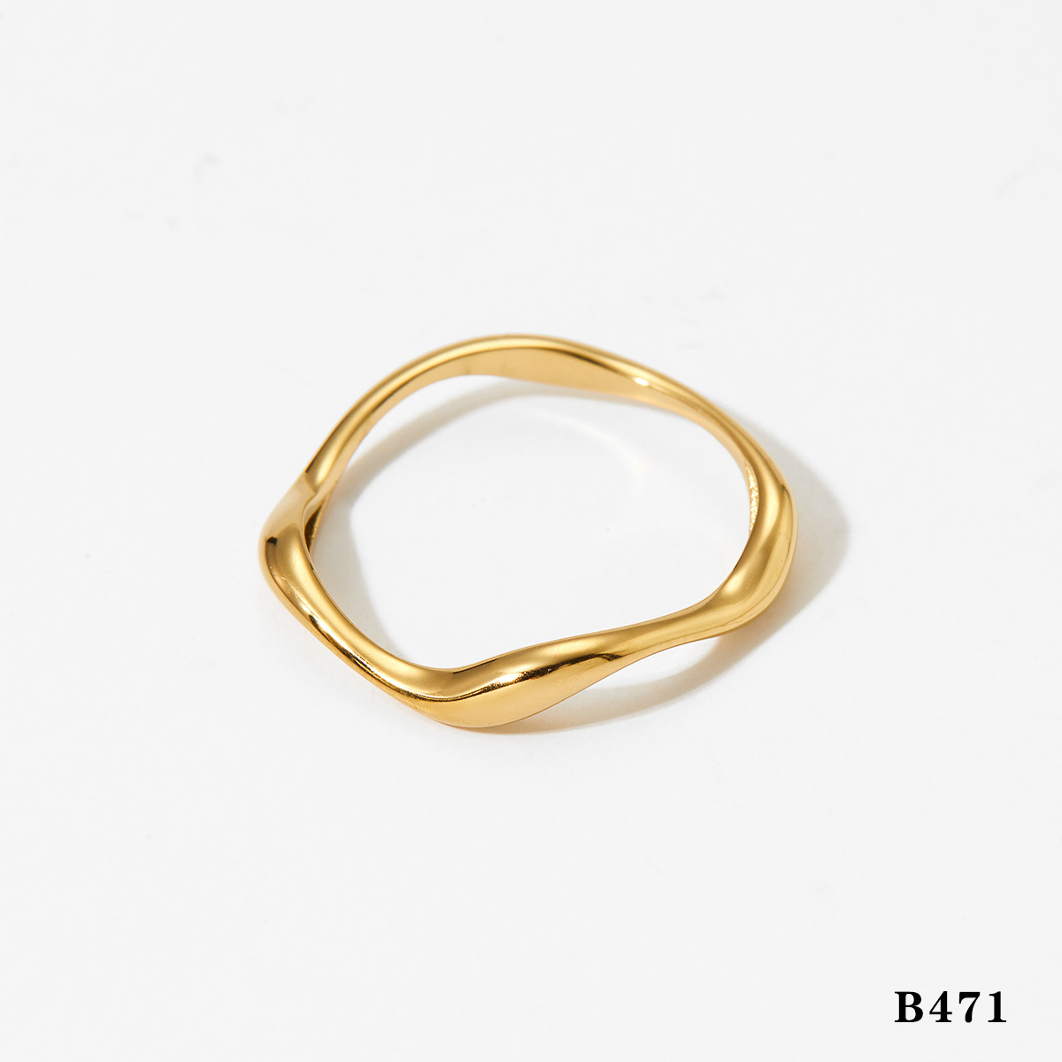 Gold ring b471 US Size #6
