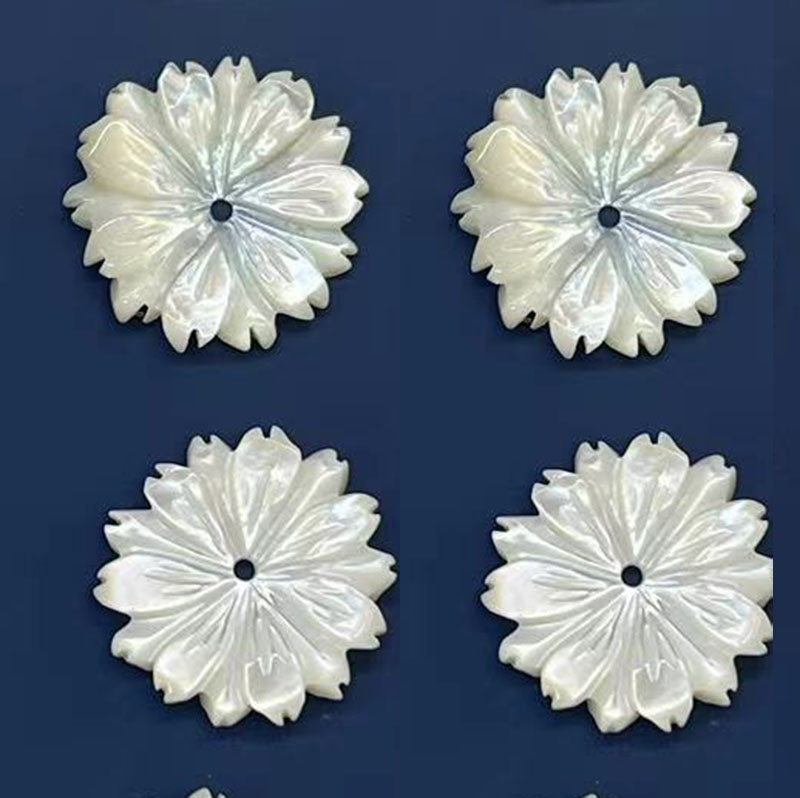3:15MM white butterfly shell