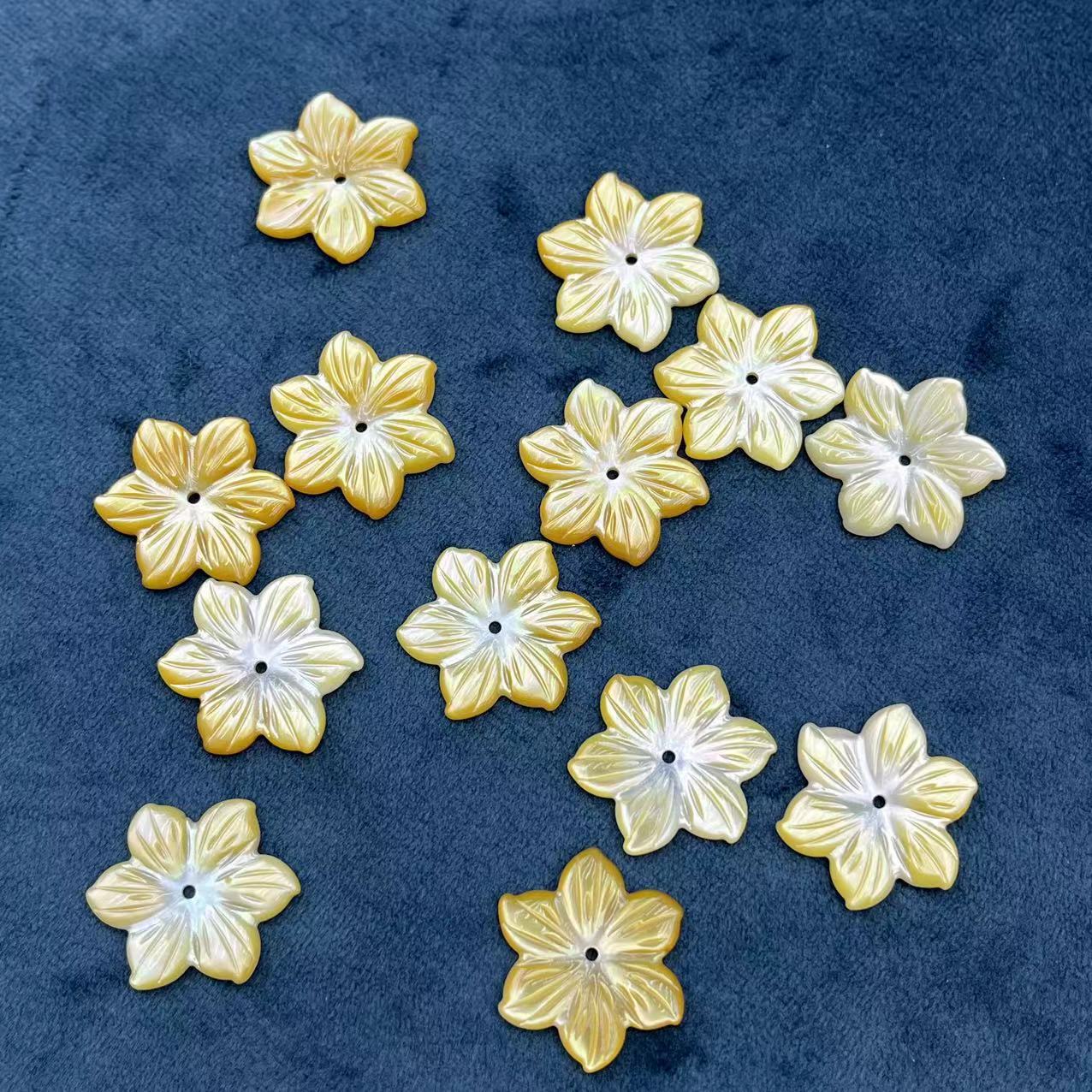 Yellow shell 18*21MM flowers