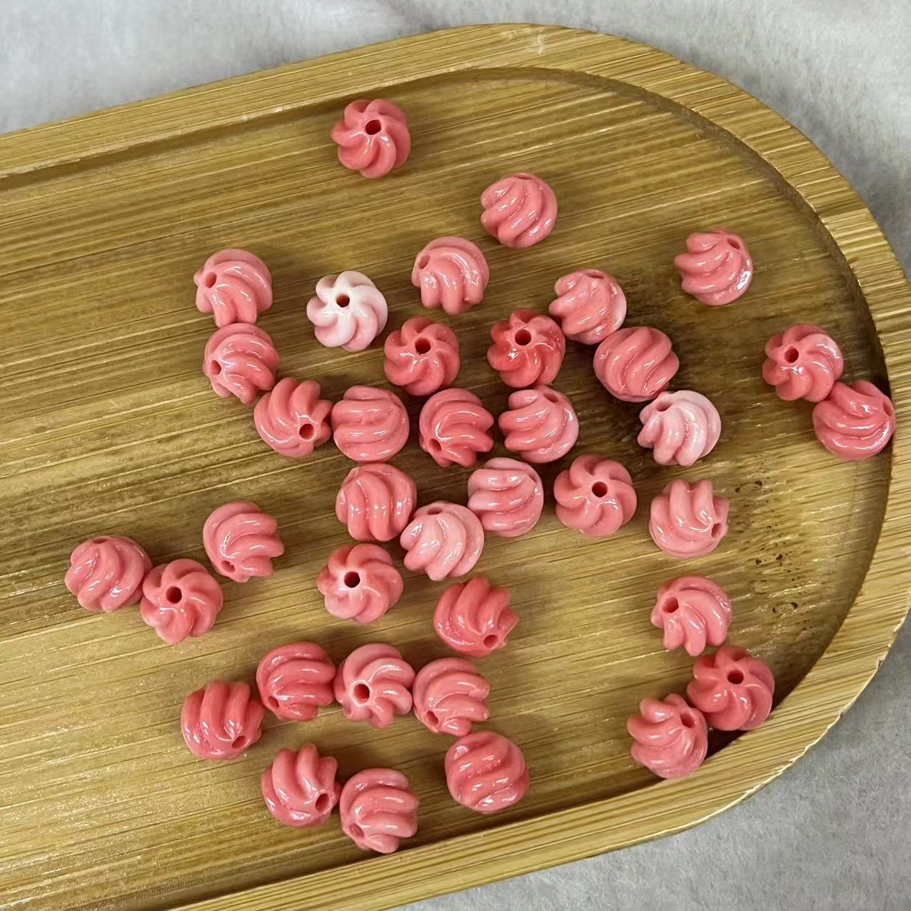 10:8MM engraved round beads