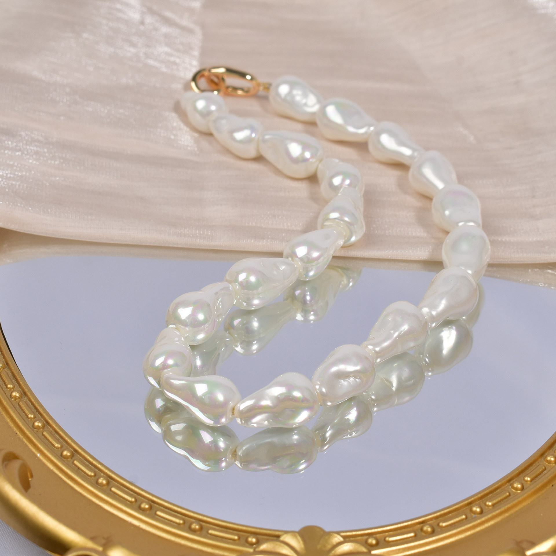 Imitation fish tail colorful white about 13x20mm