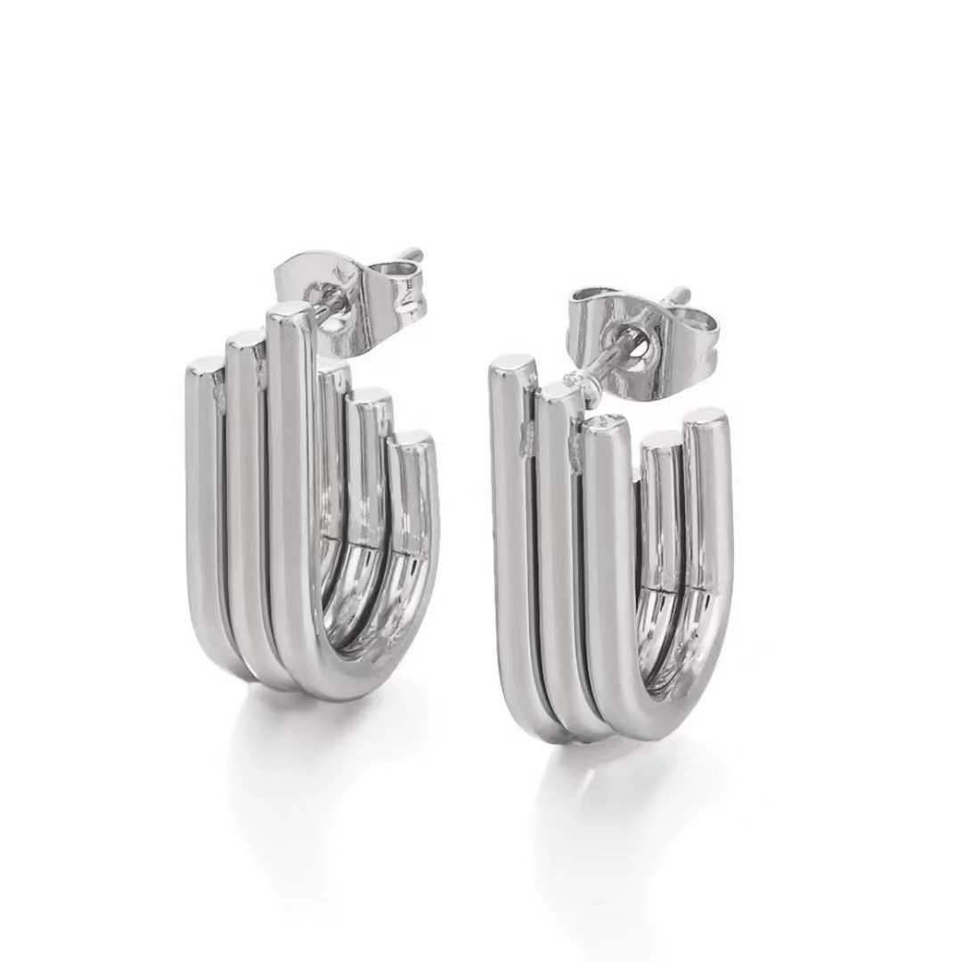 2:Steel Geometric Stud Earrings