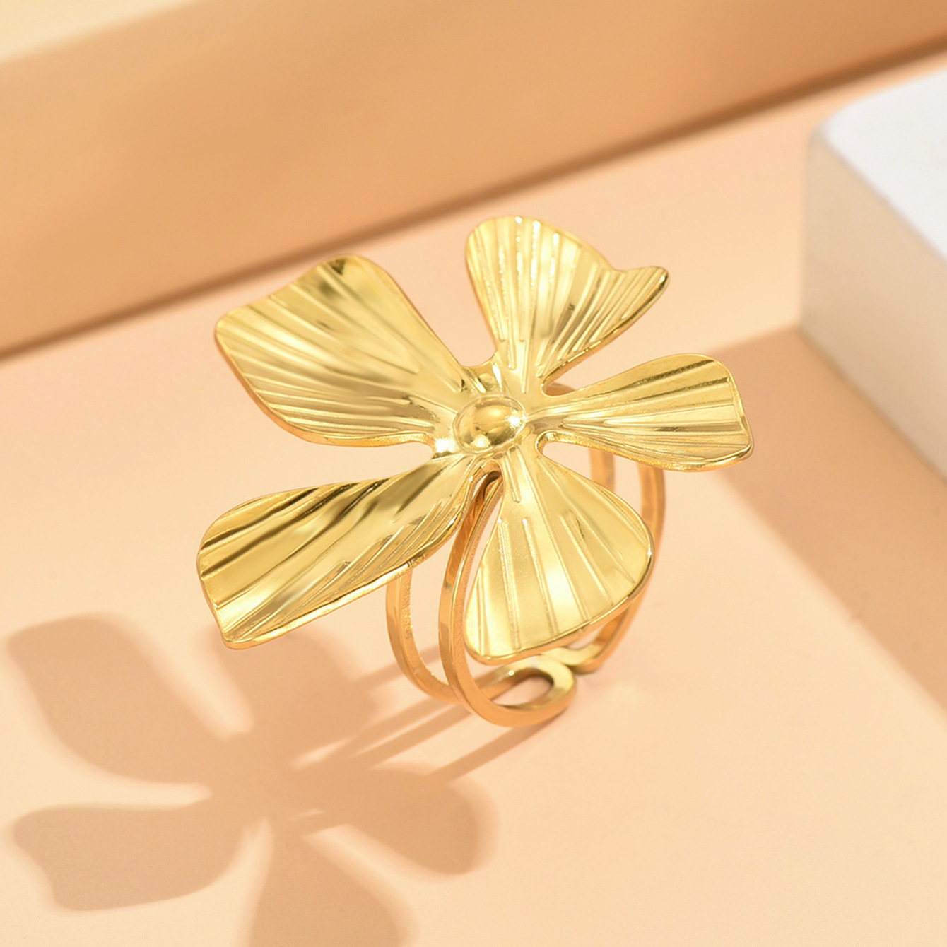 10:J03281 gold