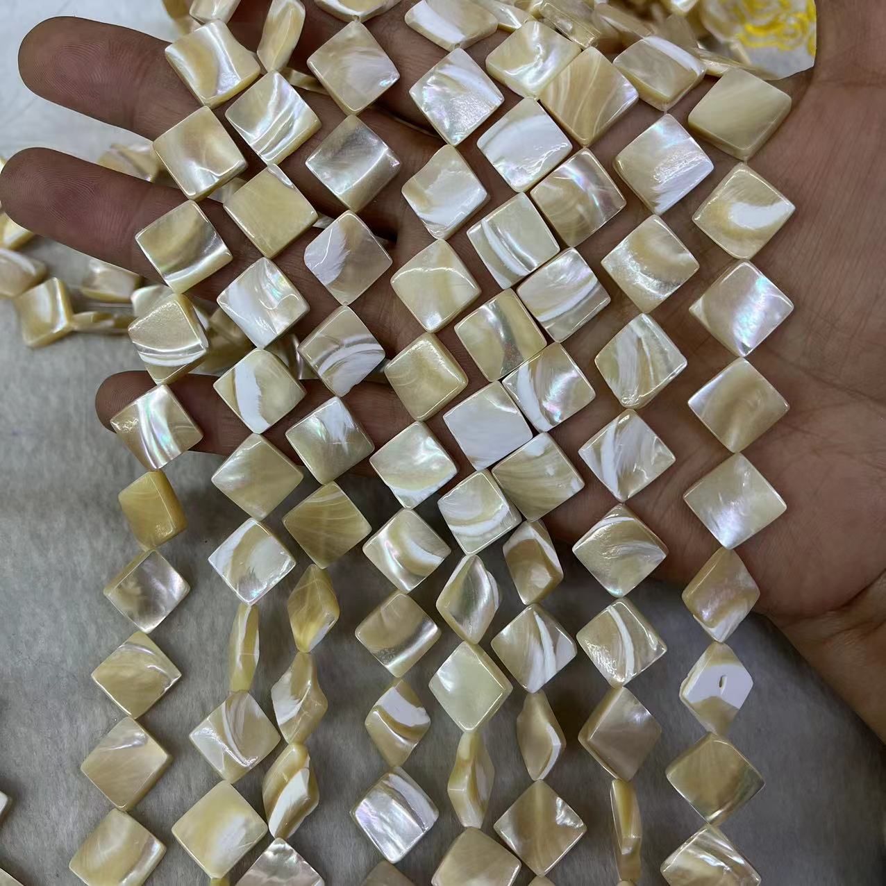 Primary color 12mm/ about 26 pieces