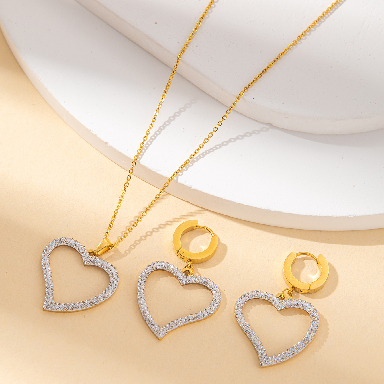 Hollow love white diamond necklace earrings