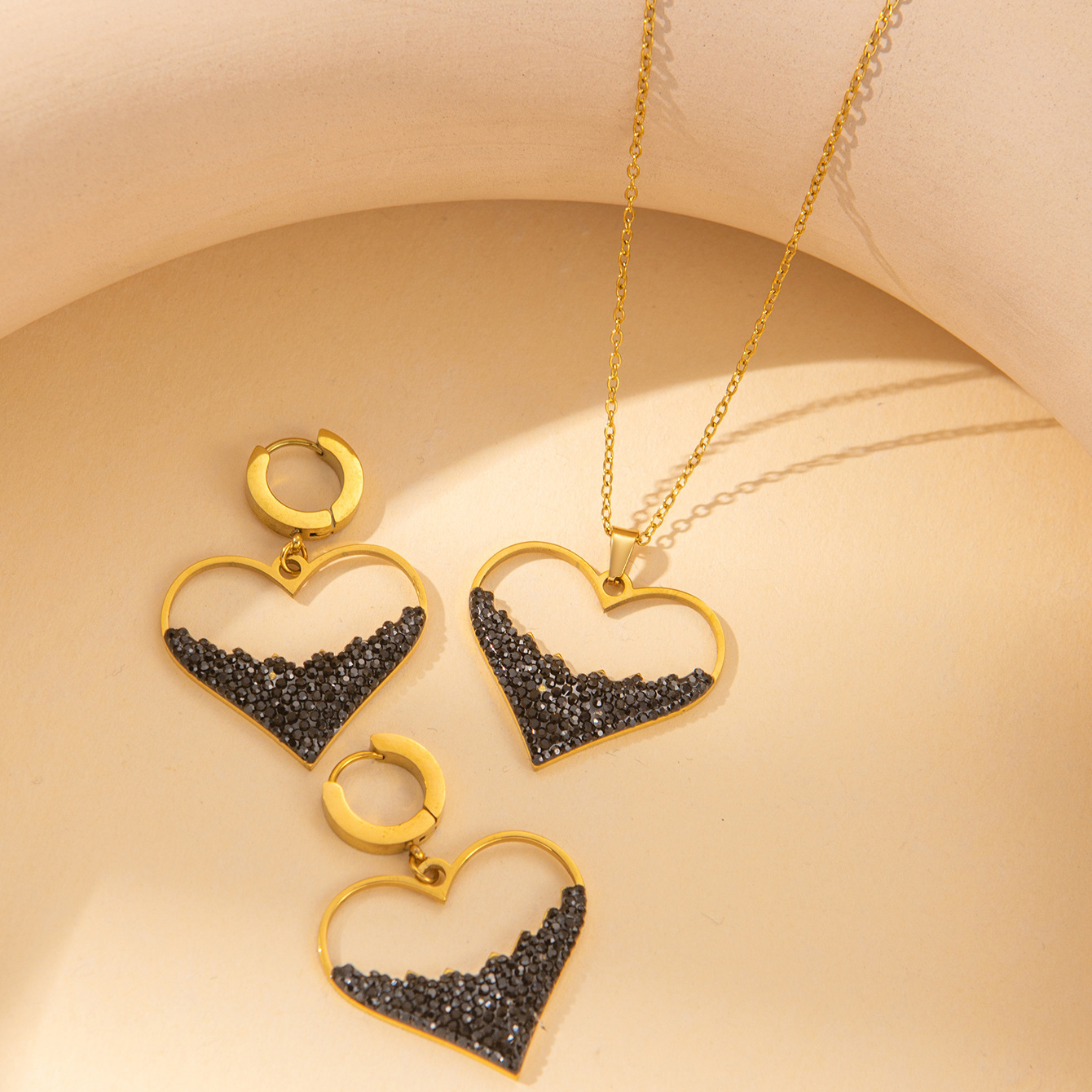 4:Black micropaved sea of love necklace earrings