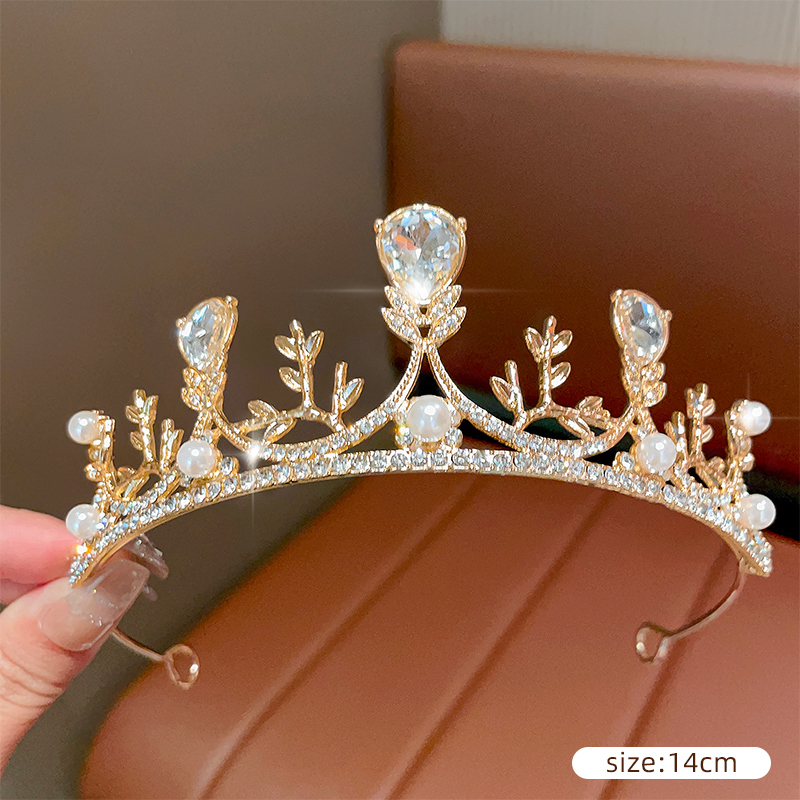 25# Rhinestone Pearl Crown