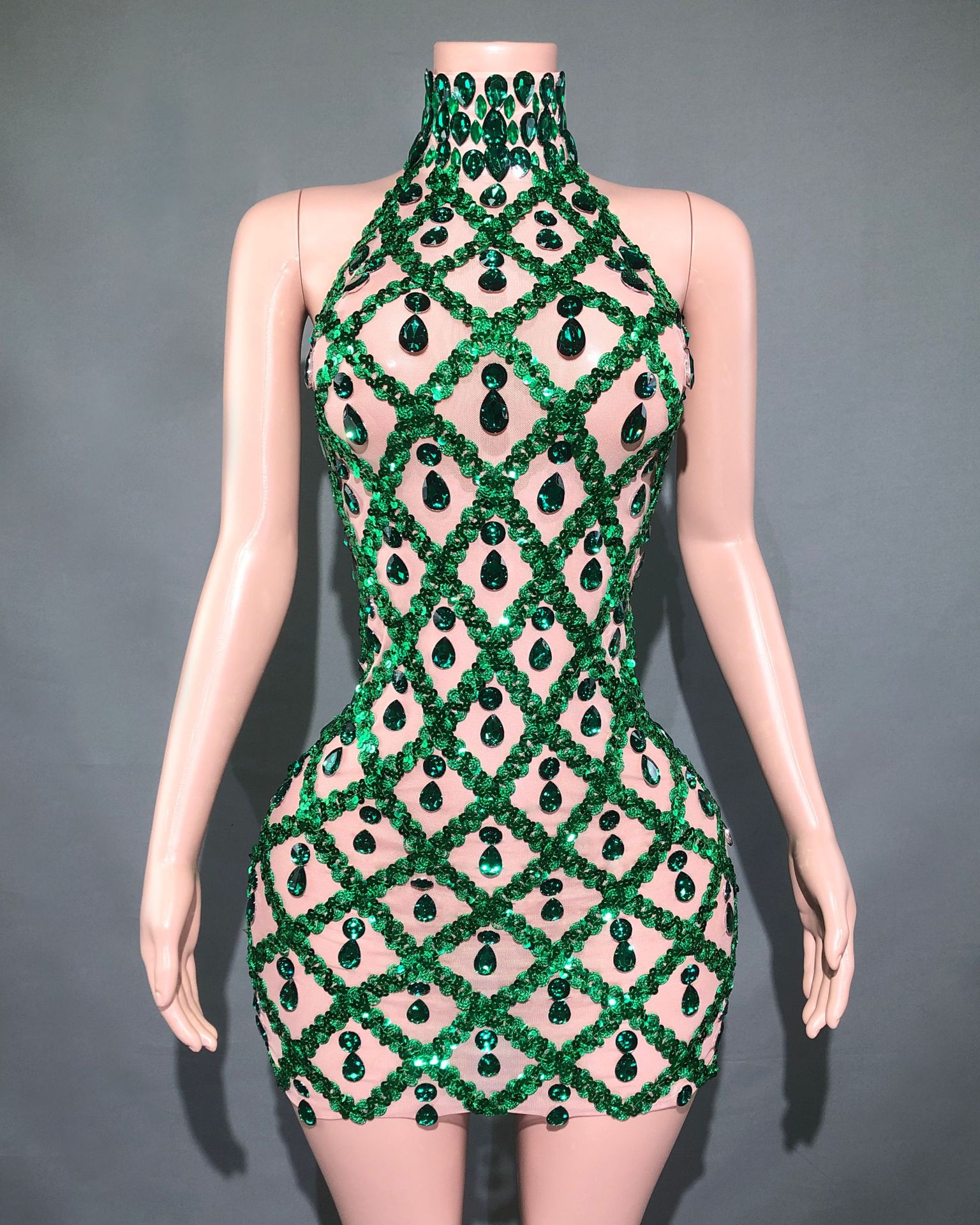 Short skirt with green stripes