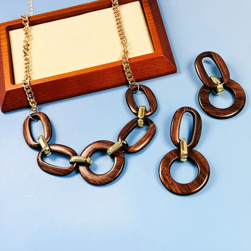 1:Necklace and earrings set 1