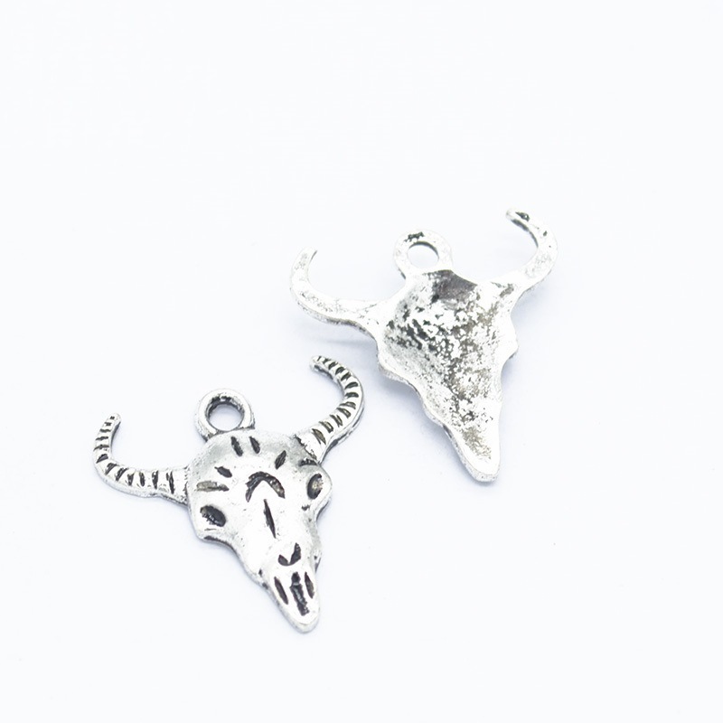 2:antike silberne Farbe