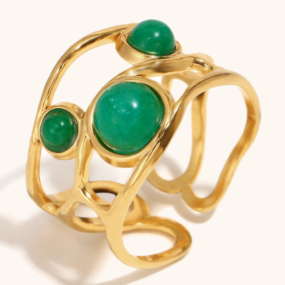 Emerald open ring-gold