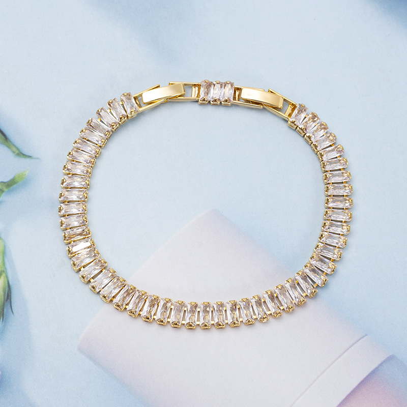 1:S004-Gold-White Zirconium