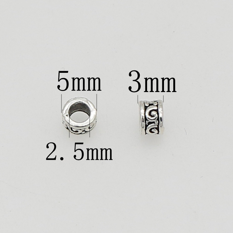 1:A 5x3mm hole 2.5mm