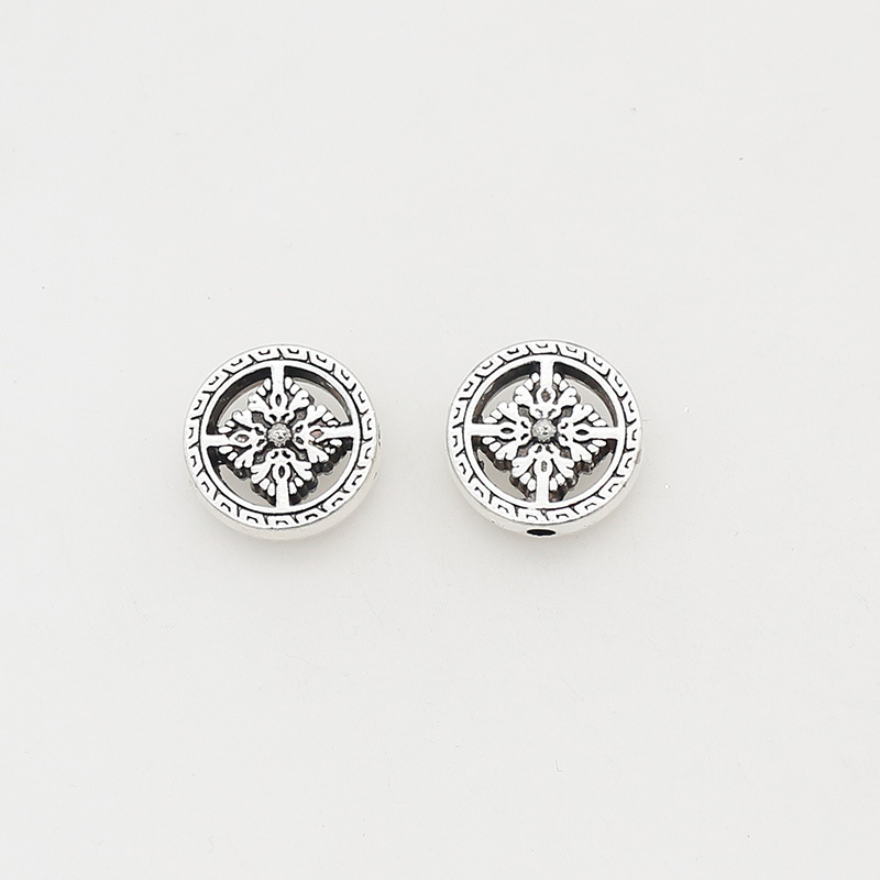 1 Ancient silver 18x5mm hole 2.5mm