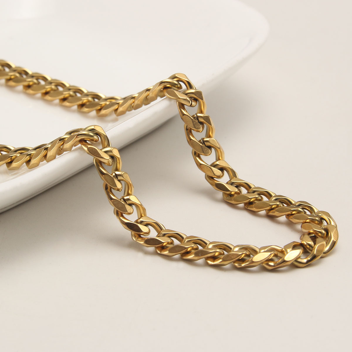 Golden 7.0mm width 70cm length