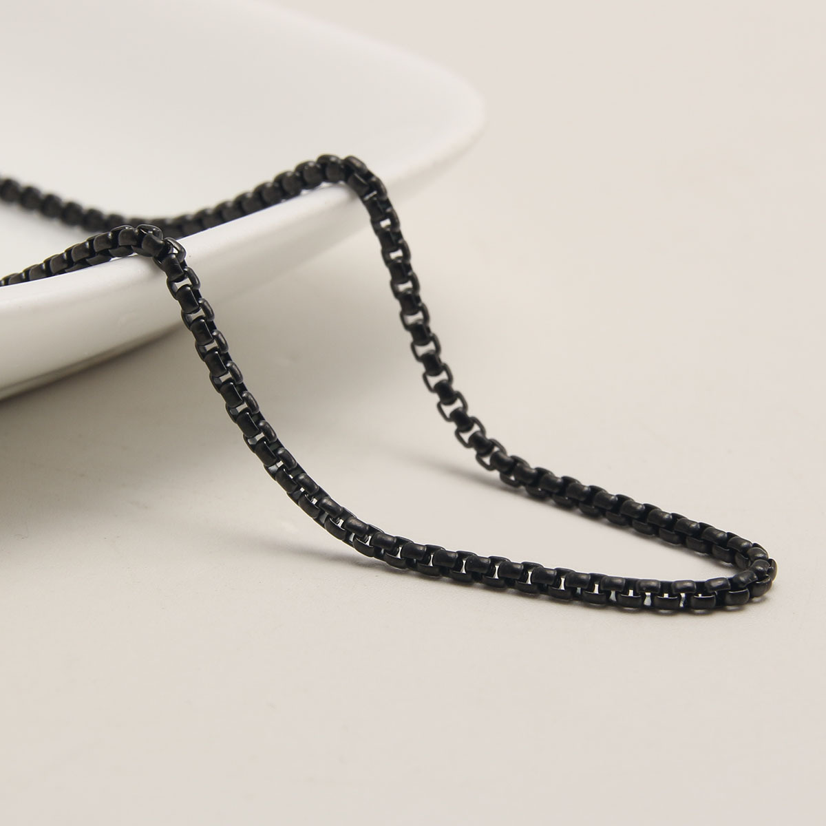1:Black 2.0mm wide 45cm long