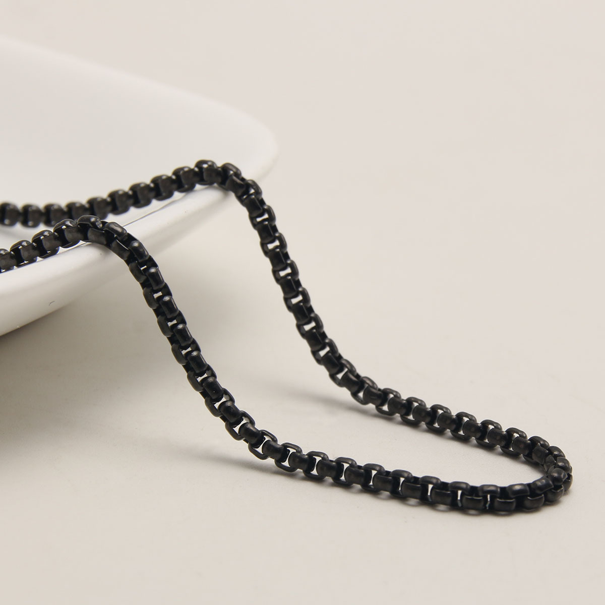 20:Black 4.0mm * 70cm long