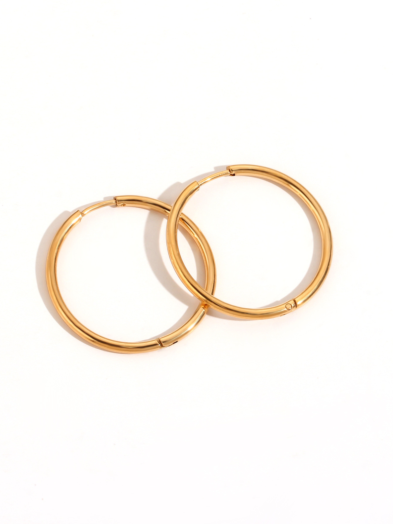 3:2mm wire diameter basic stainless steel ear ring-25mm