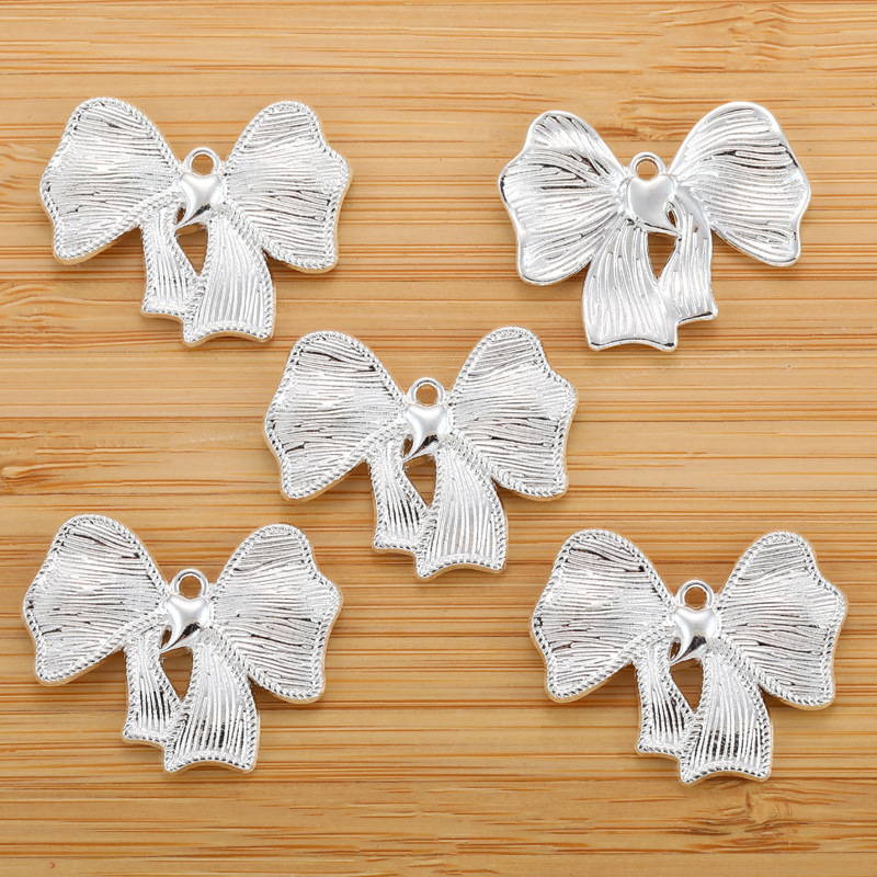 4 couleur argent clair