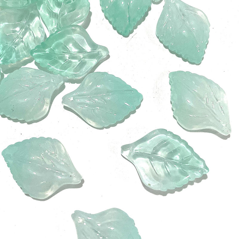 8:Water foam Sky cyan