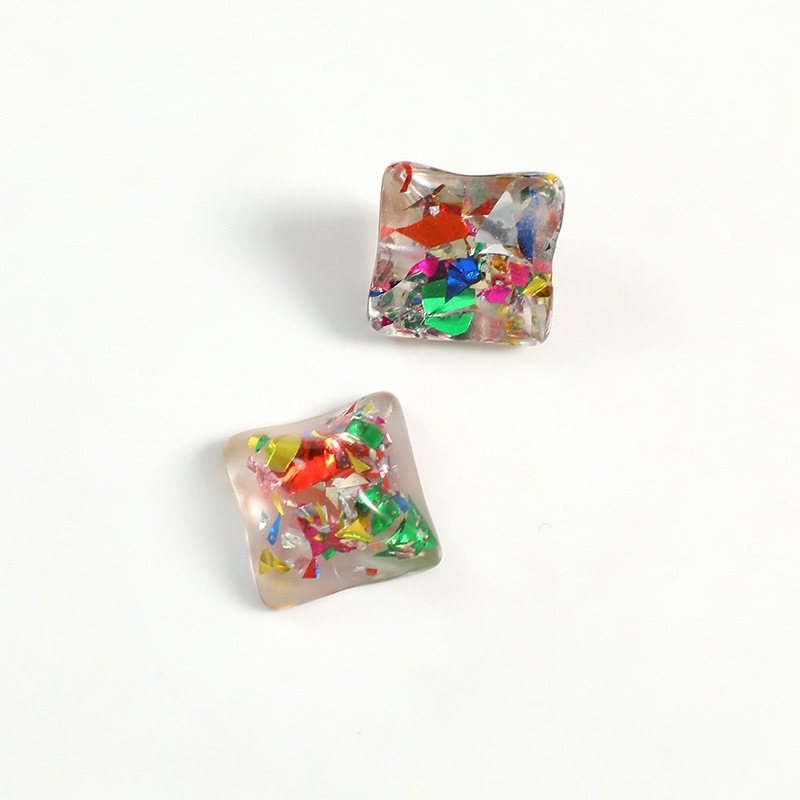 1:One colored paper Square