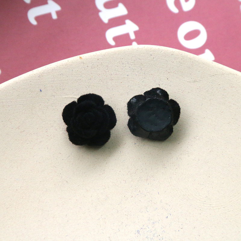 11Small blue camellia