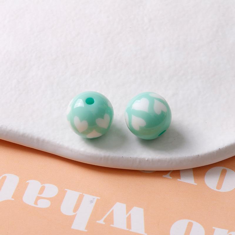 5:Green love beads