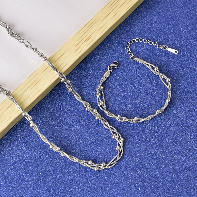 9:Steel Necklace   bracelet