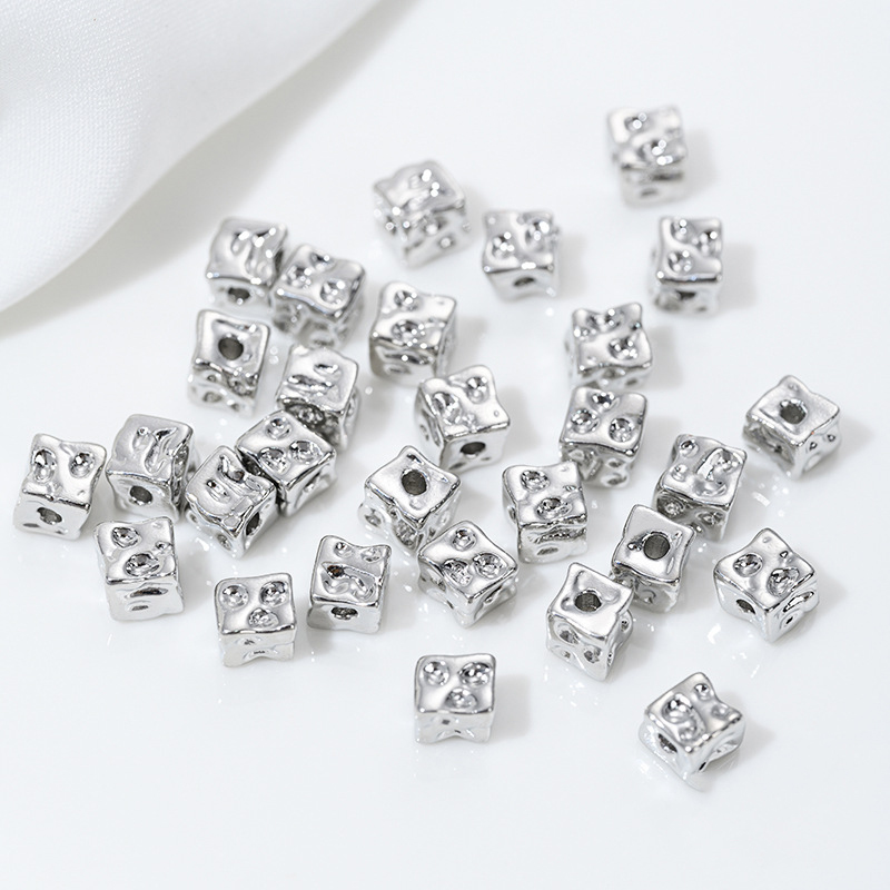 3:White gold cheese square beads 5mm